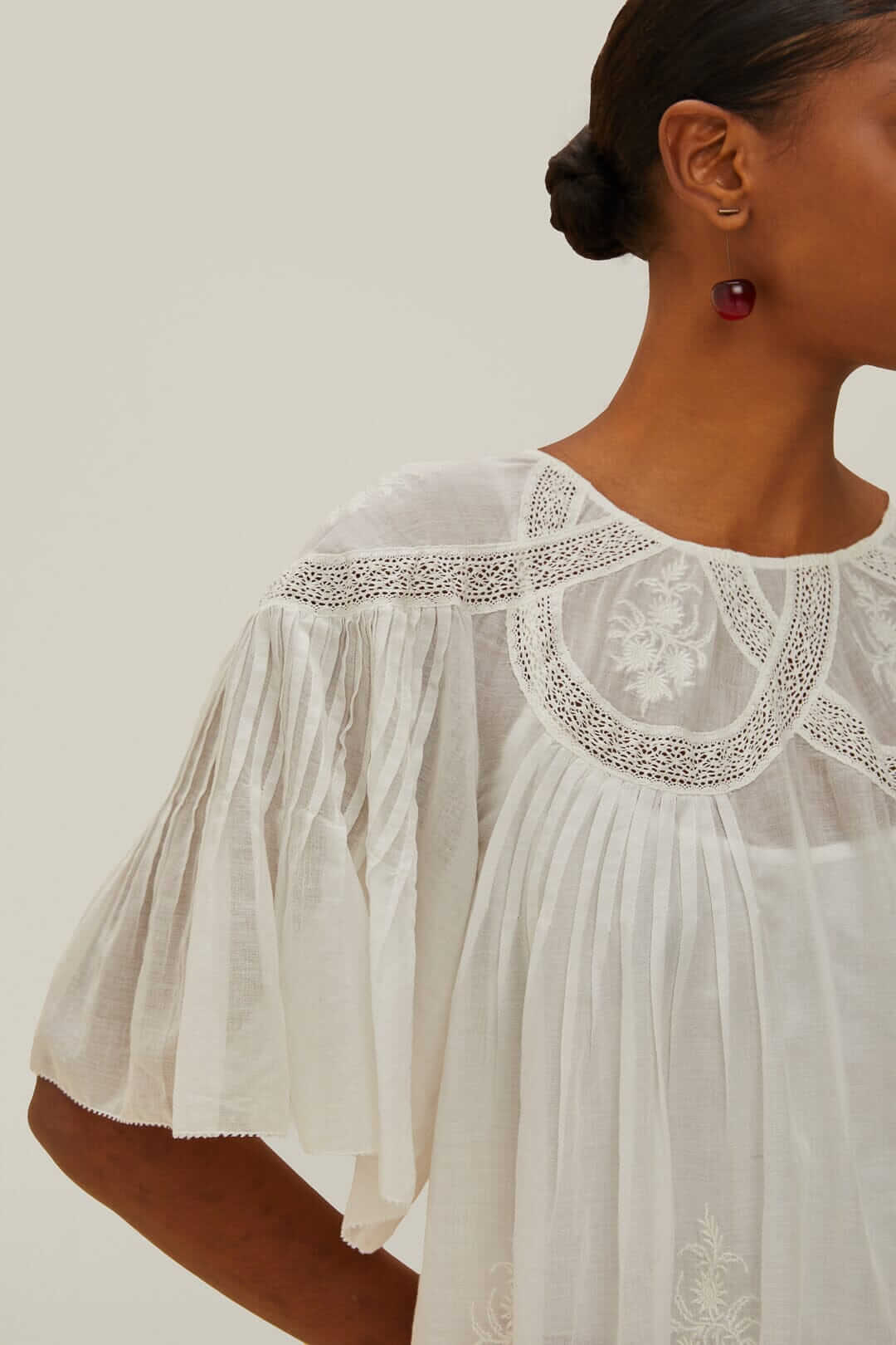Blouse Embroided