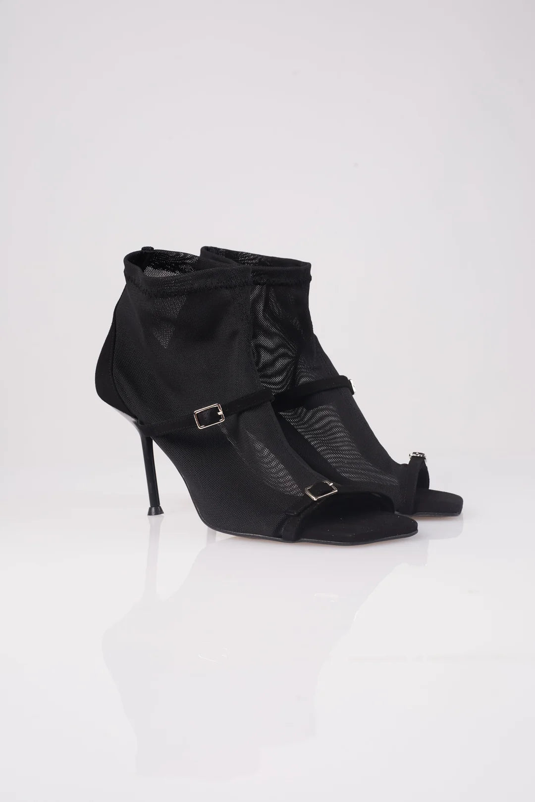 March 23 Rani Boot