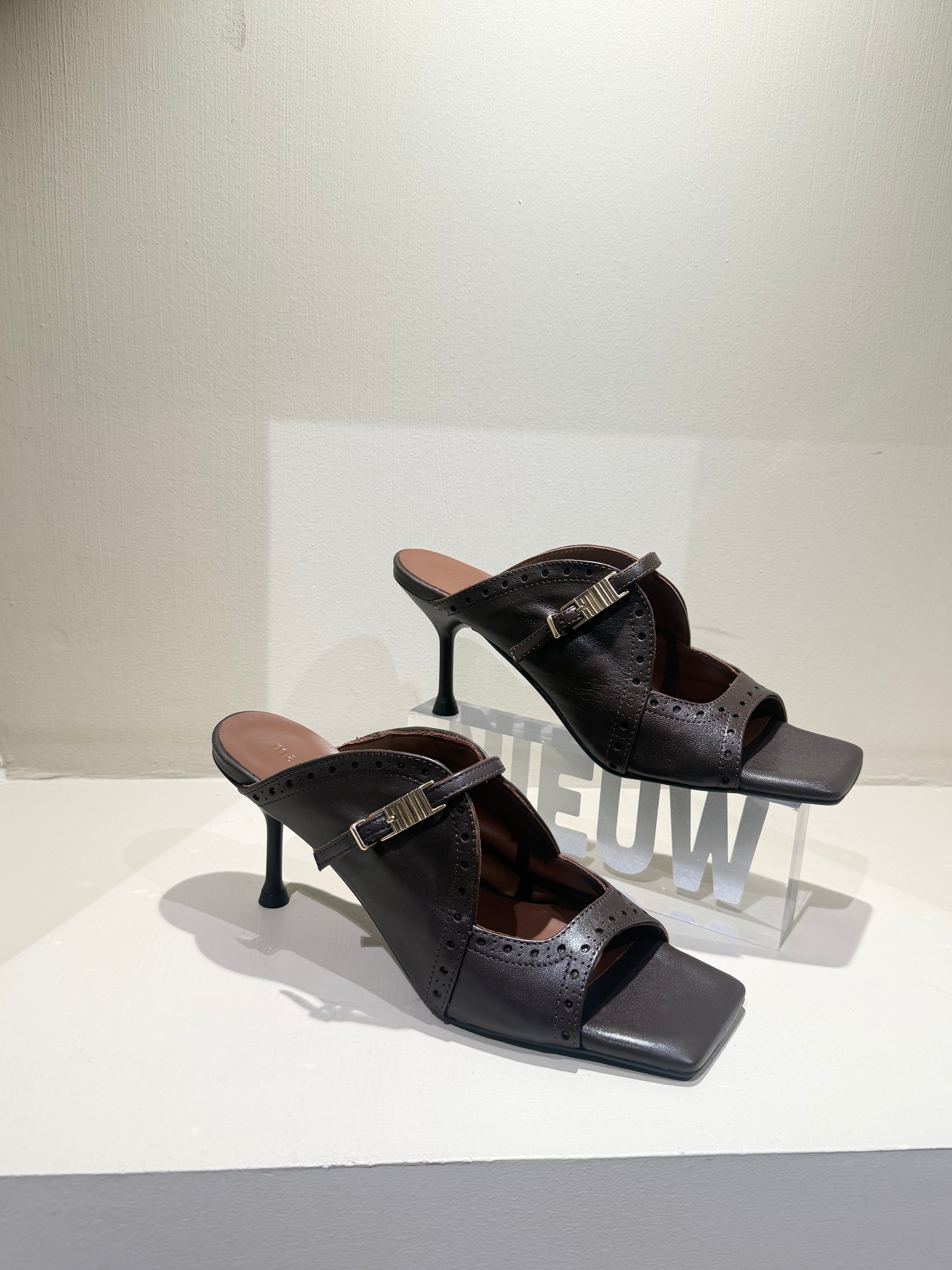 March23 Raven Sandal high heel