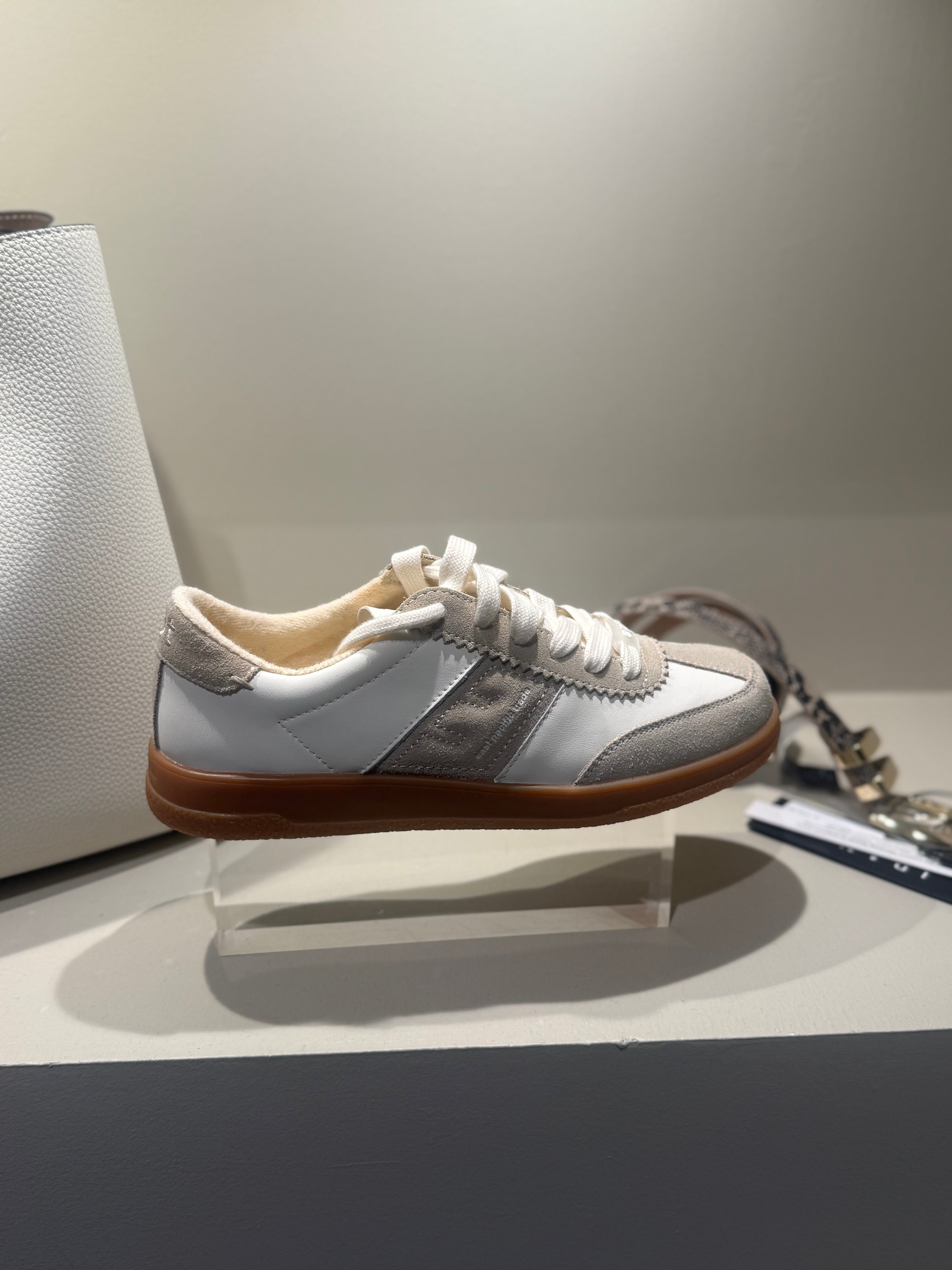 Sneaker Santos