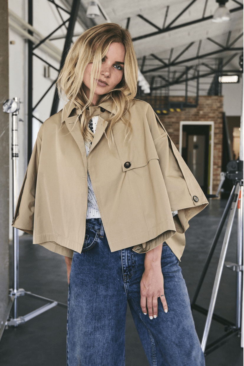 Francis Crop Cape Jacket