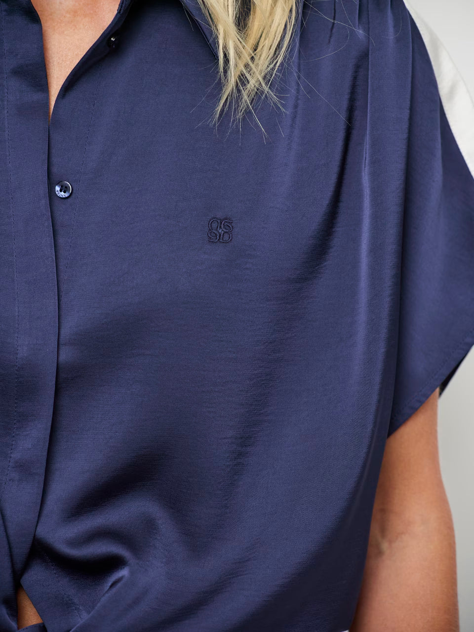 Dante Siren Tie Knot Shirt