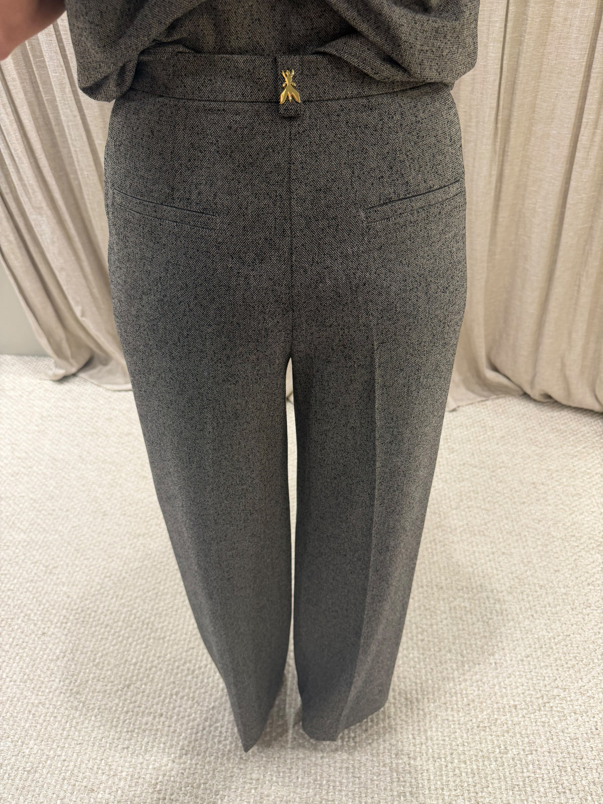 Patrizia Pepe Trousers 077