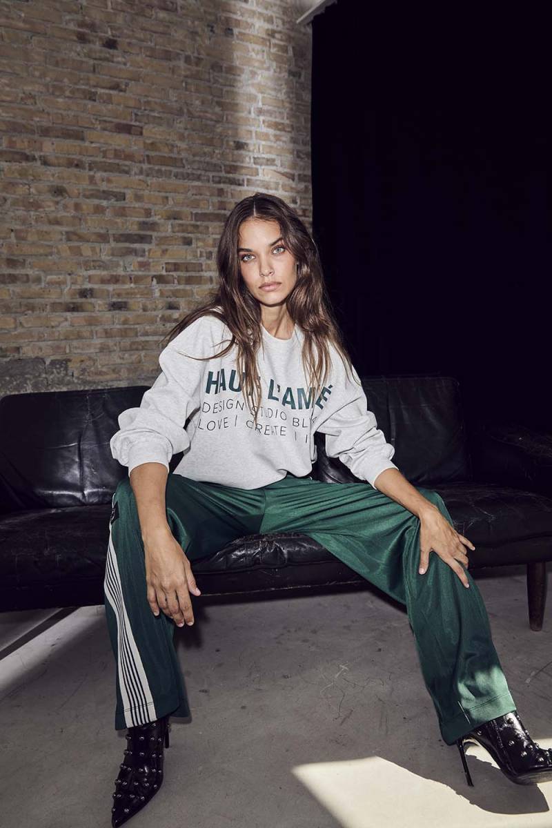 Studio Logo Sweat Pearl Melange