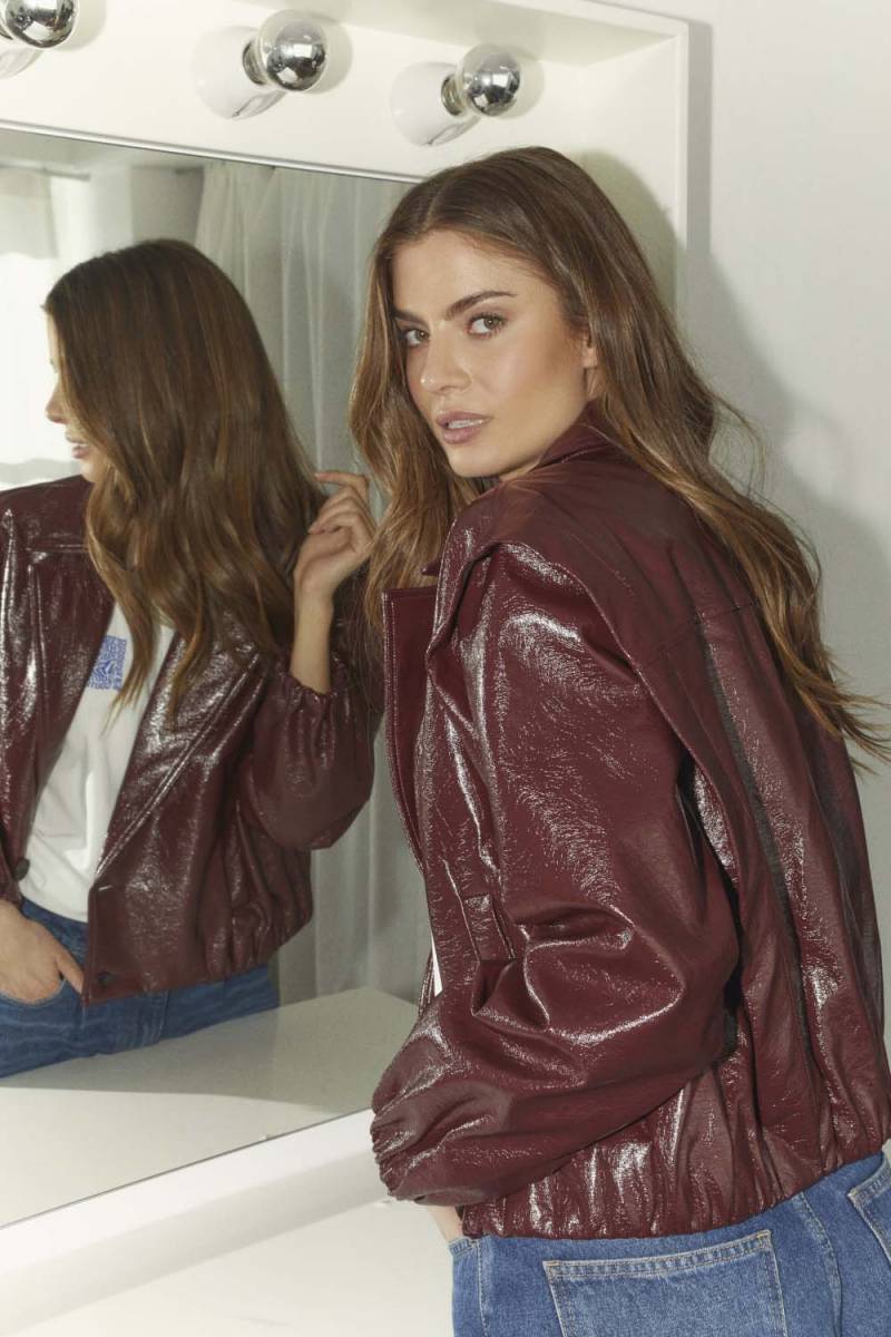 Jacket Posy