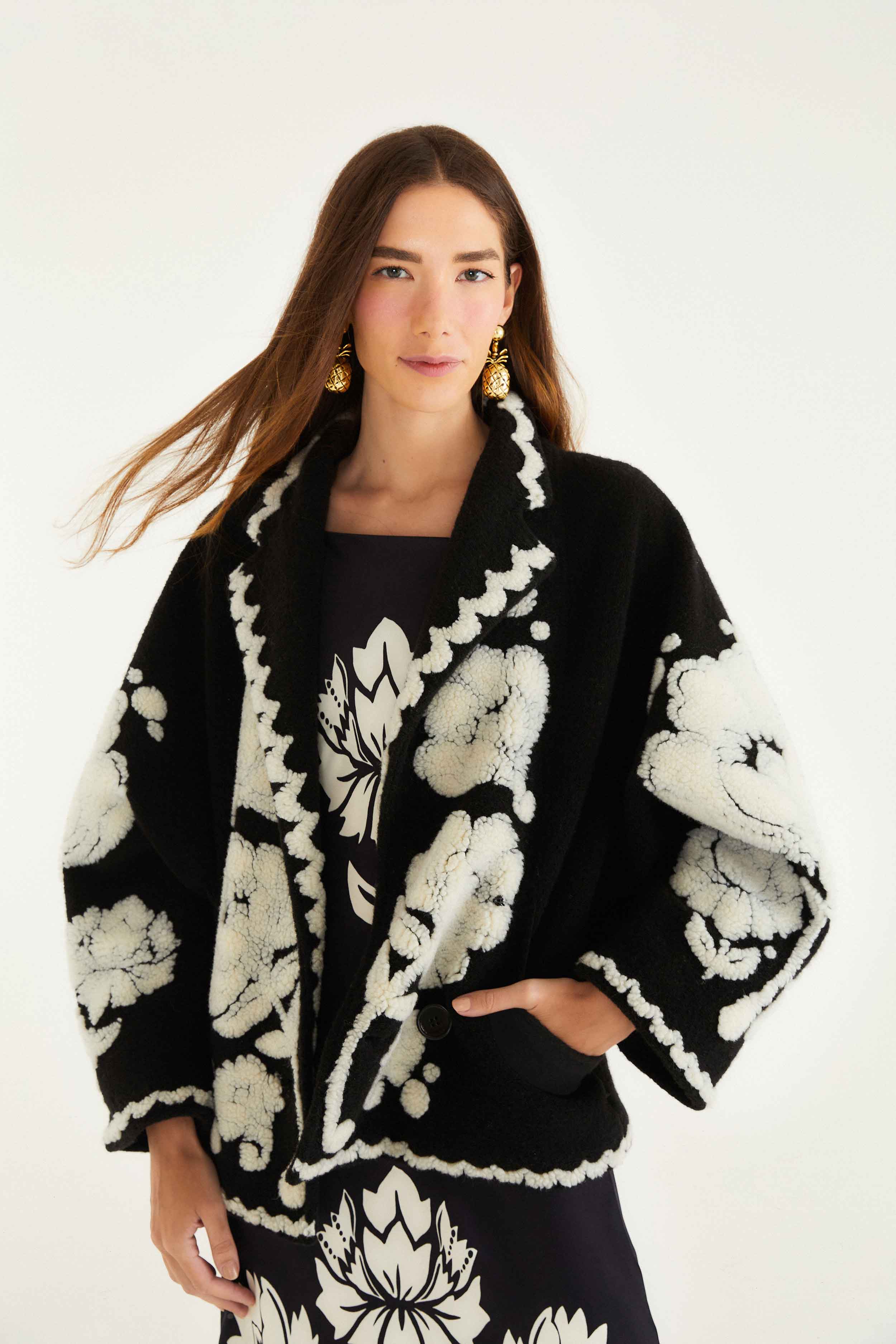 Fleece Coat Floral Arabesque Cream