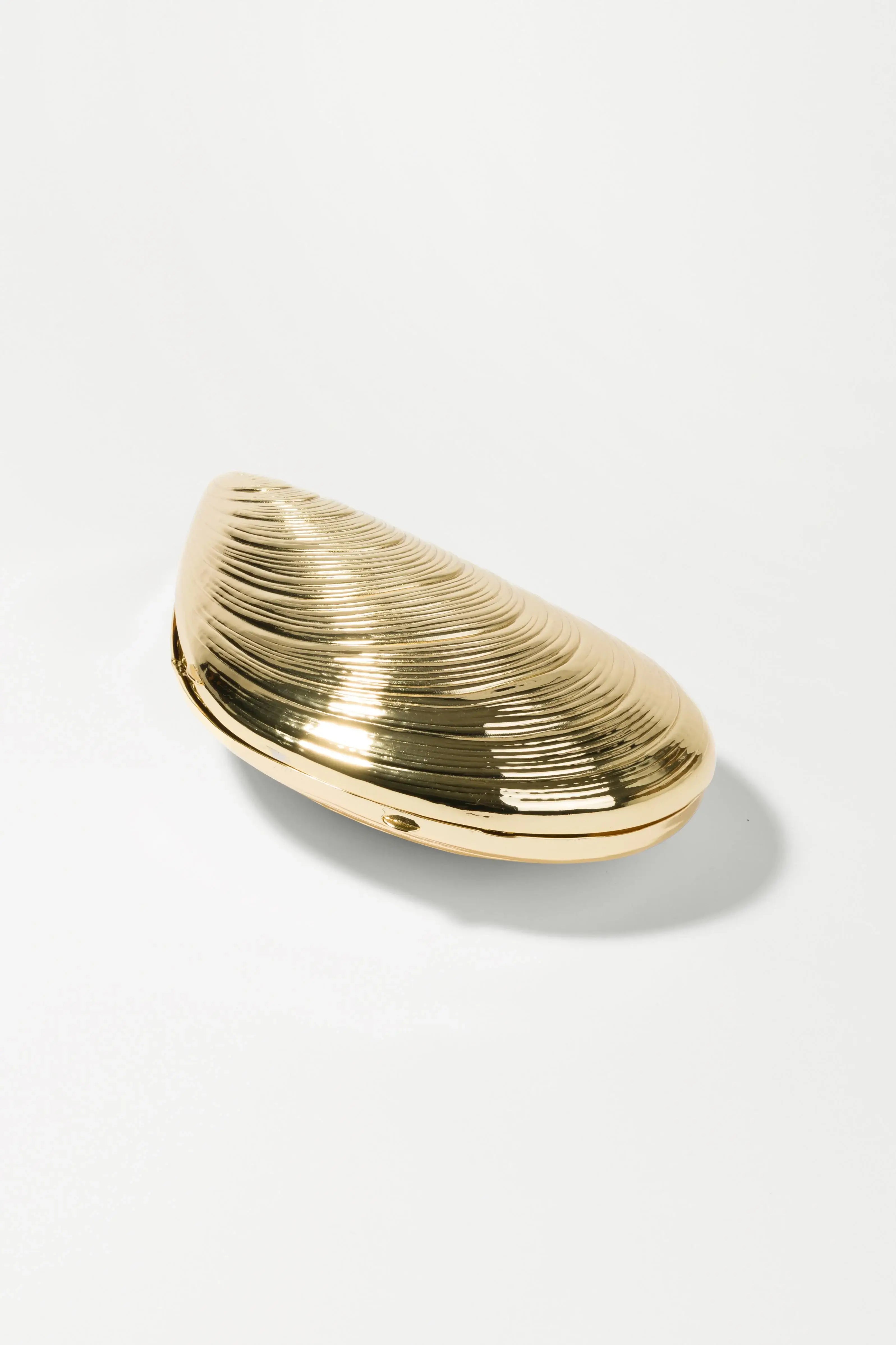 Clutch Bridget Metal Oyster Shell