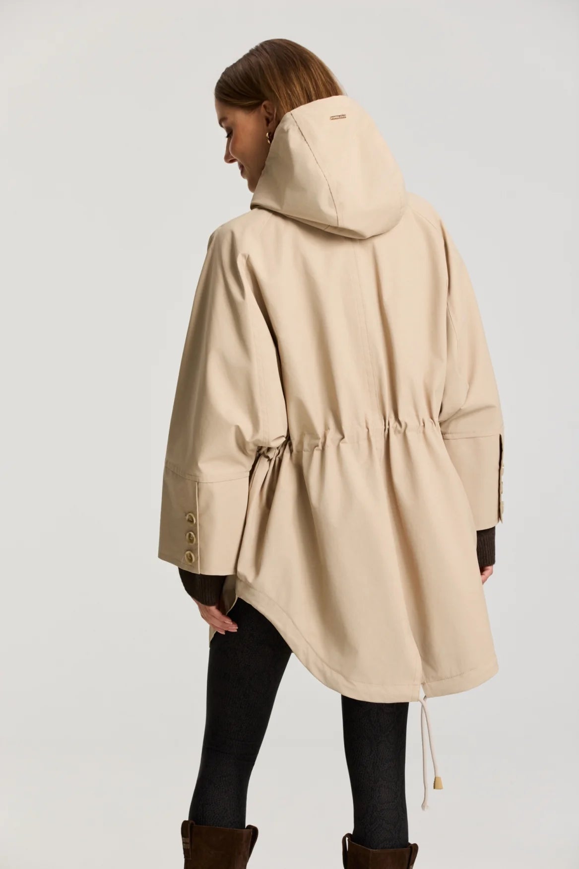Deblon Courtney Trench